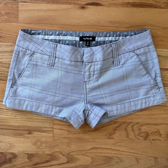 HURLEY PLAID SHORT SHORTS - Picture 1 of 7